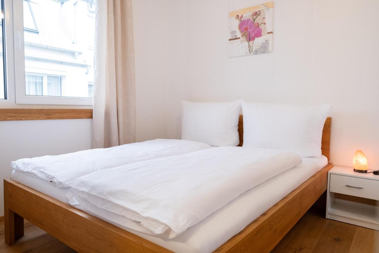 Modern Apartment W/ Cozy Balcony Near City Center Відень Екстер'єр фото