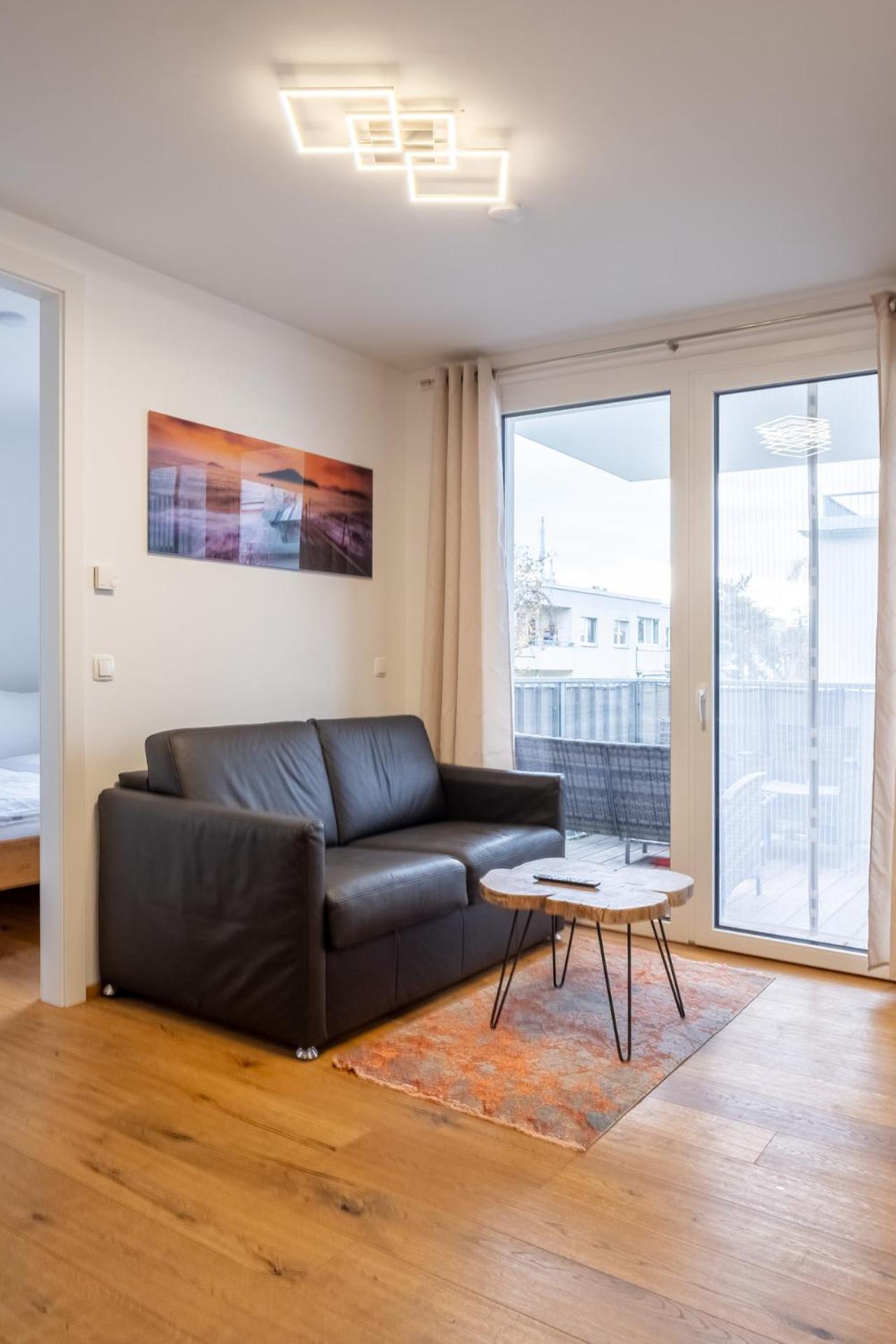 Modern Apartment W/ Cozy Balcony Near City Center Відень Екстер'єр фото